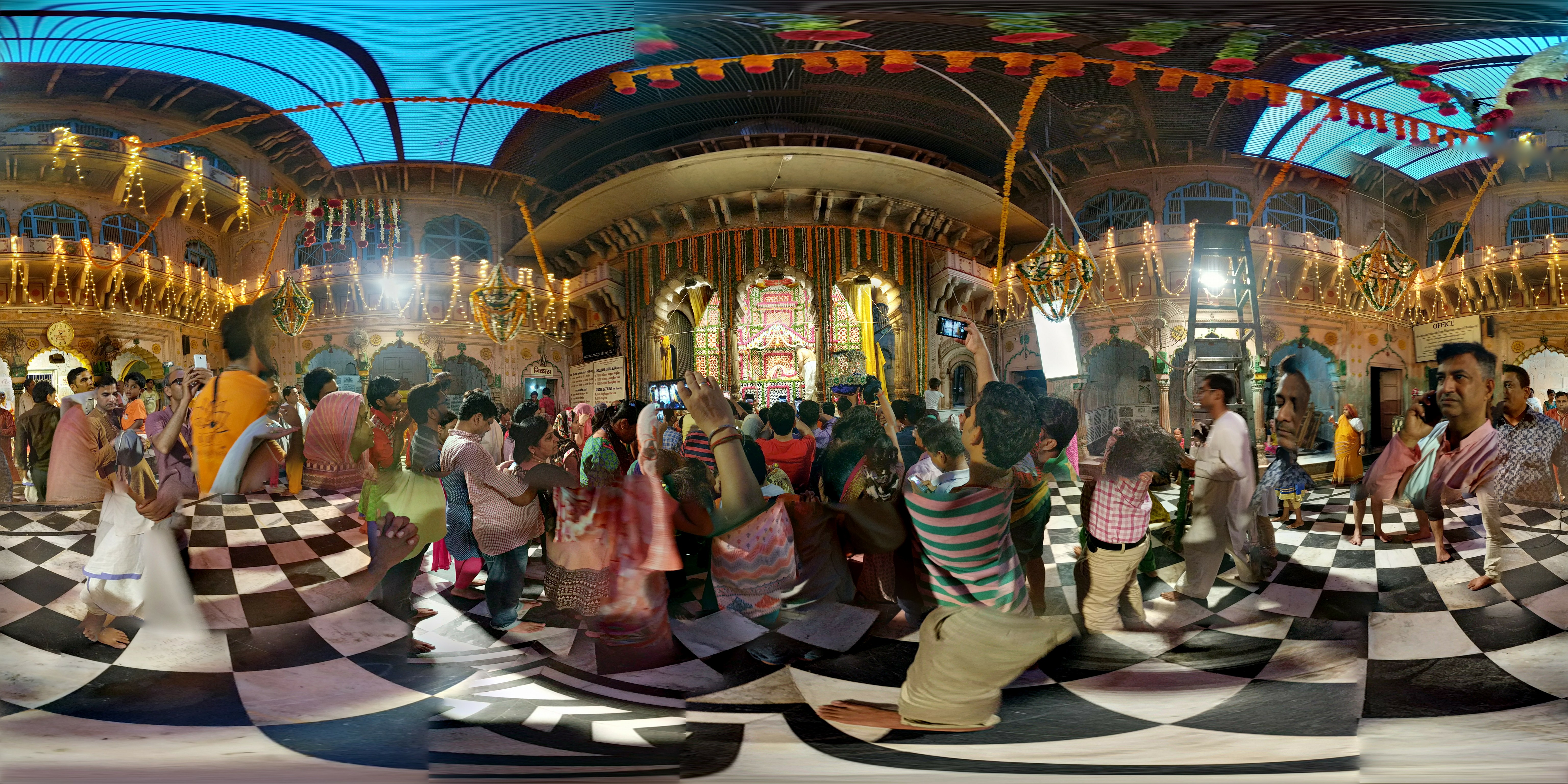 श्री राधारमण मंदिर, वृंदावन | Braj Ras - Bliss of Braj Vrindavan