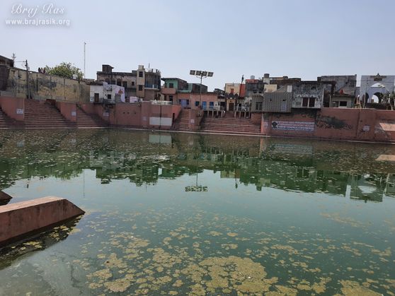 A view of Ksheersagar (Shankarshan Kund) at Shri Dauji temple, Lauhavan