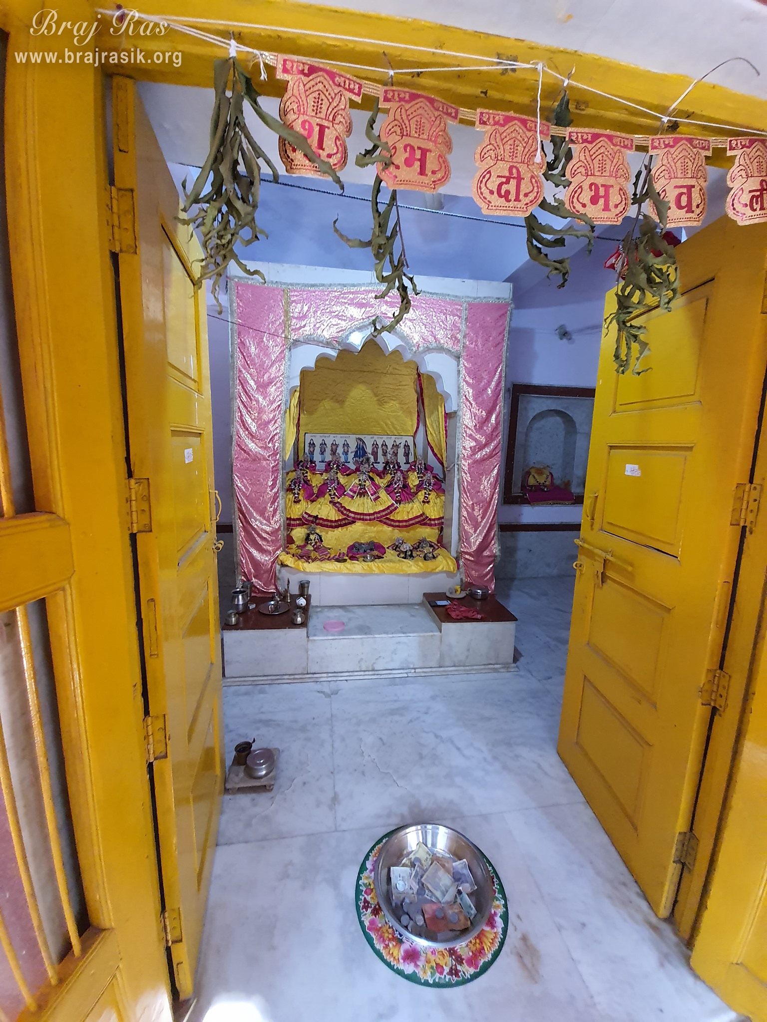 Distant darshan of Ashtasakhi at Ashtasakhi Temple - Barsana