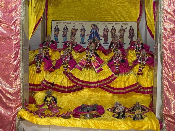 Close darshan of Ashtasakhi's at Ashtasakhi Temple - Barsana
