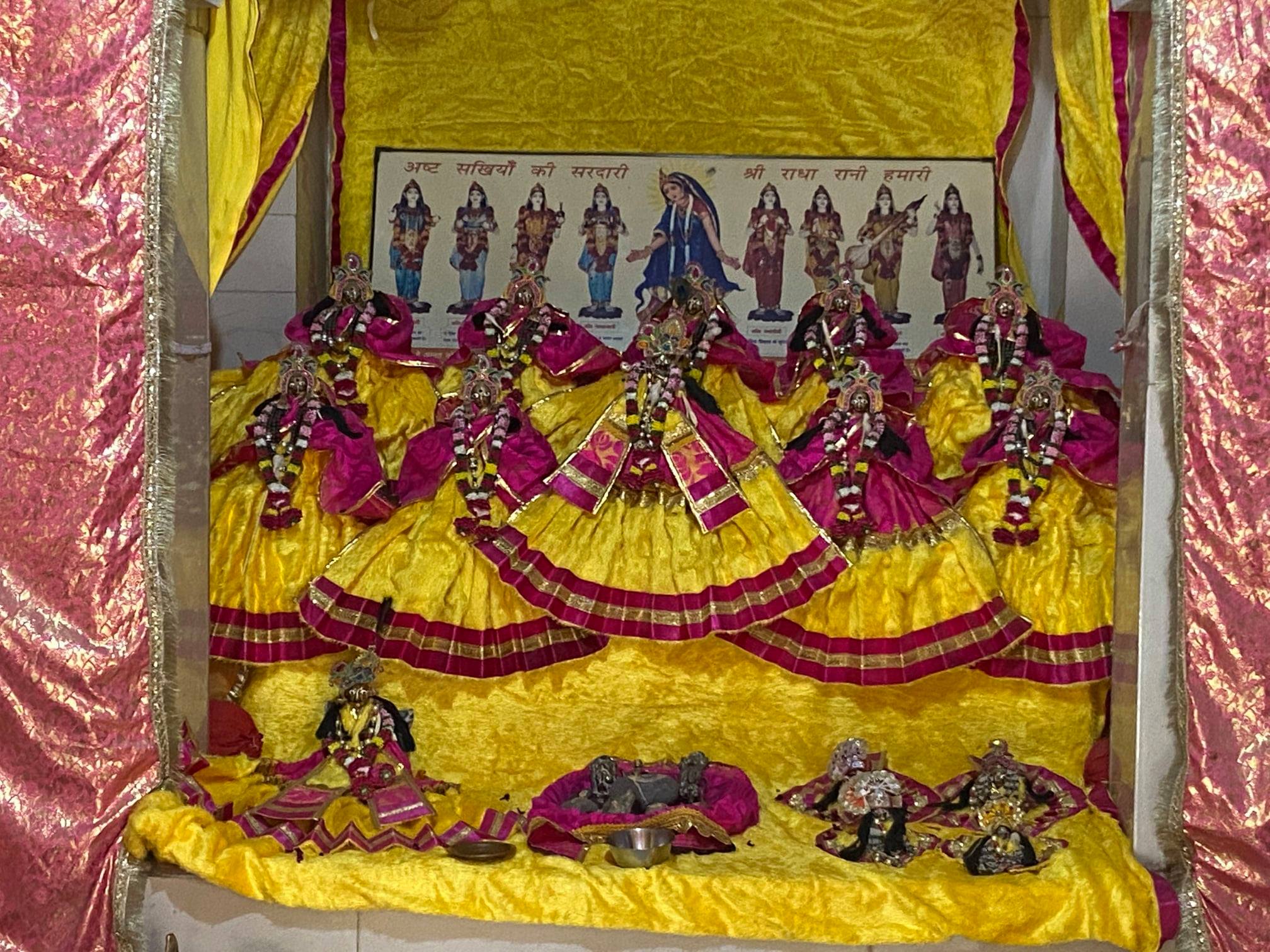 Close darshan of Ashtasakhi's at Ashtasakhi Temple - Barsana