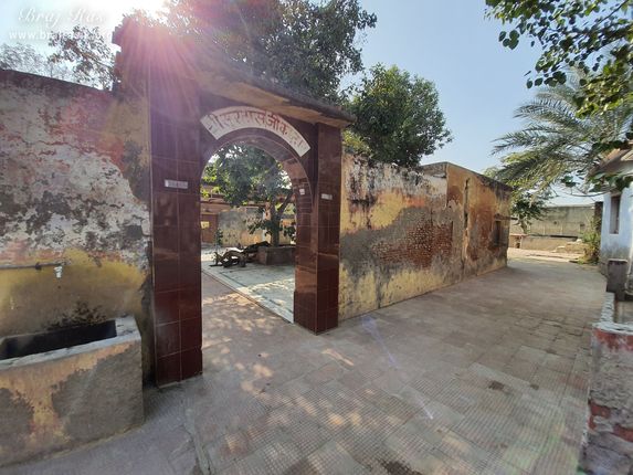 View of the entrance of Shri Surdas's Bhajan place at Surdas Kuti, Chandra Sarovar, Parasauli