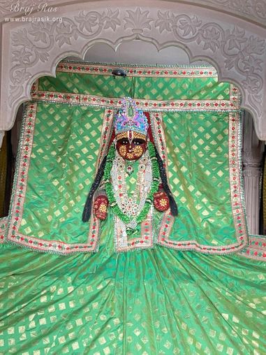 Close darshan of Shri Vrinda Devi at Shri Vrinda Devi Temple, Kamyavan