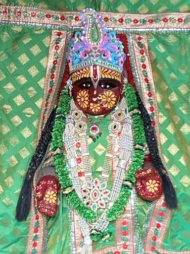 A beautiful close darshan of Shri Vrinda Devi at Shri Vrinda Devi Temple, Kamyavan