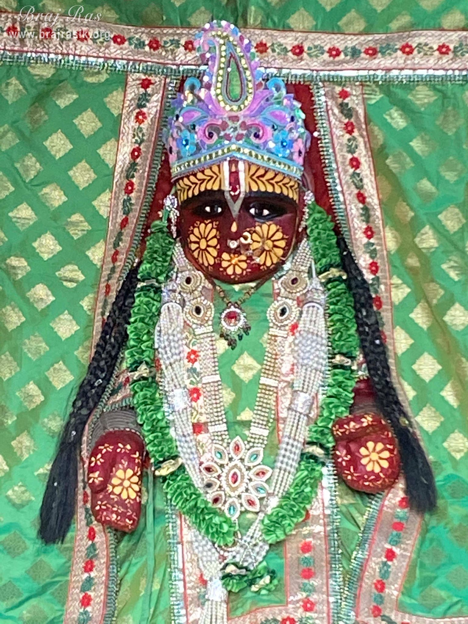 A beautiful close darshan of Shri Vrinda Devi at Shri Vrinda Devi Temple, Kamyavan