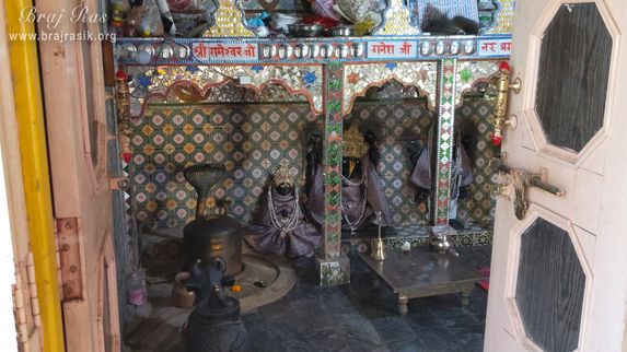 A beautiful darshan of Lord Rameshwar and Lord Ganesh at Aadi Badrinath Dham in Braj.