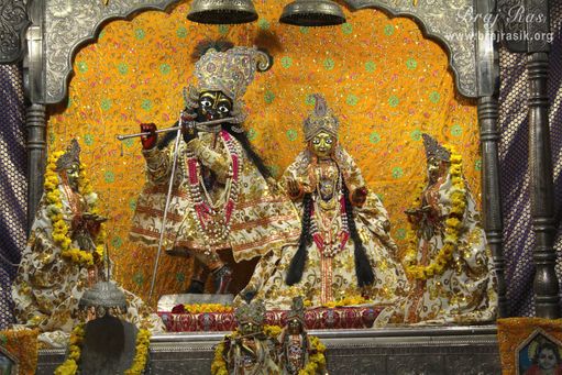 Shri Radha Krishn glimpses at Shriji Ka Mandir, Vrindavan