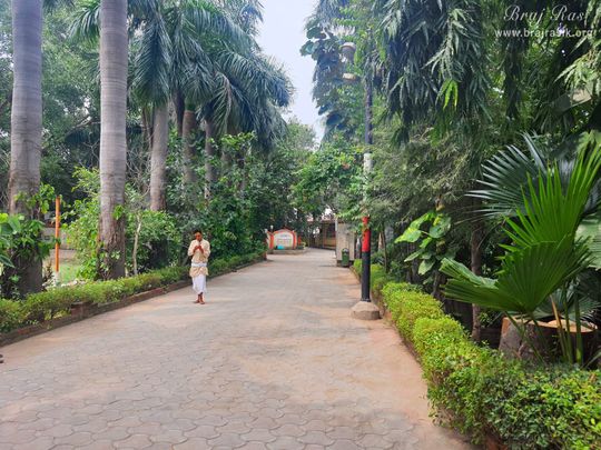 Inside Garden View of Devaraha Baba Samadhi/Bhajan Sthal.