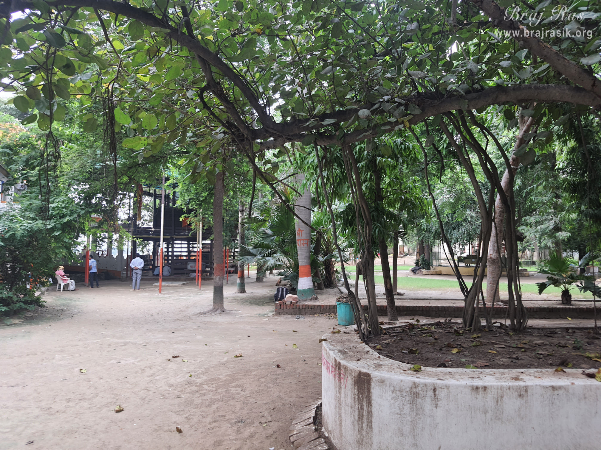 A nice view of surrounding area in Devaraha Baba Samadhi/Bhajan Sthal.