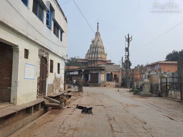 Way to Hanuman Garhi Temple, Vrindavan beside Lala Babu Temple.