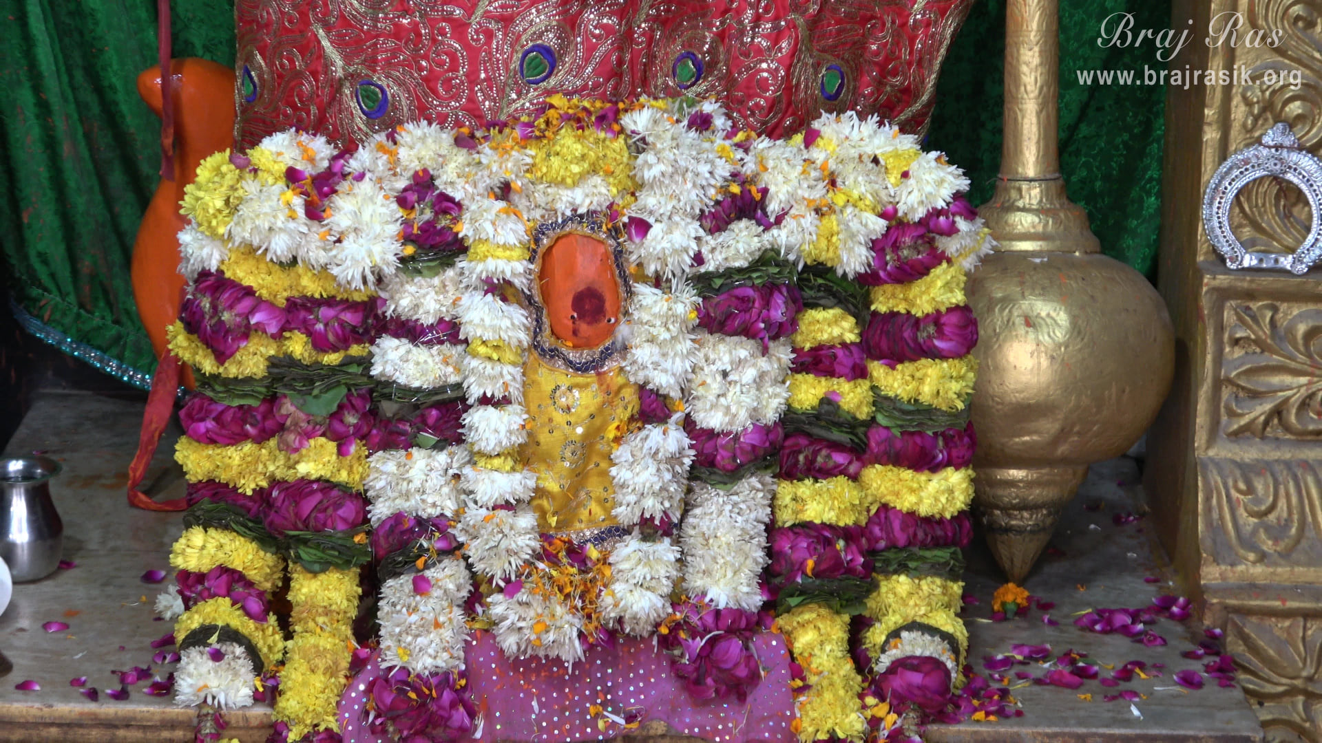 Darshan of Shri Hanuman Ji emerged from the rock at Hanuman Garhi Temple, Vrindavan.