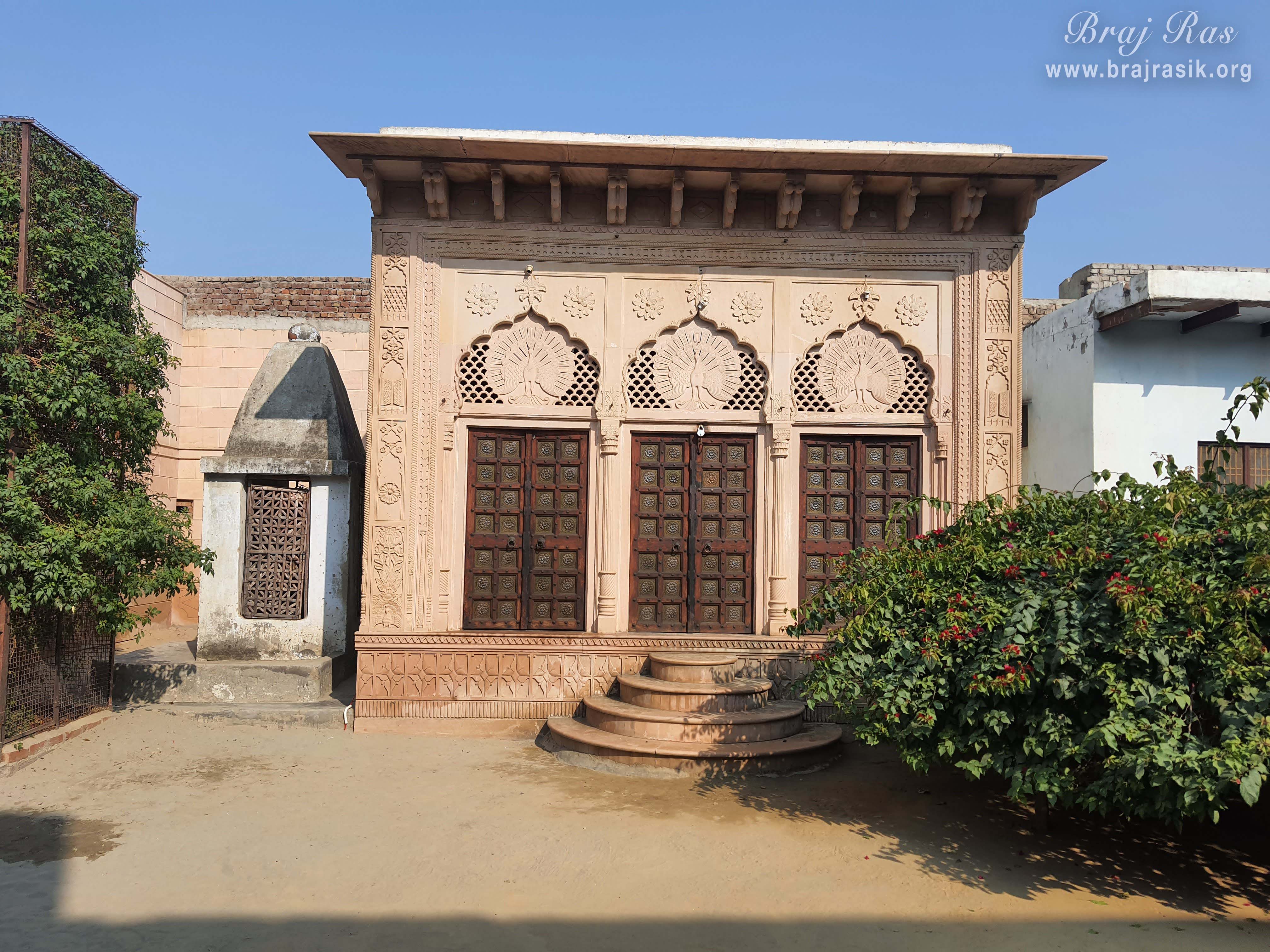 Shri Lalit Mohini Bihari temple at Nidhivan.