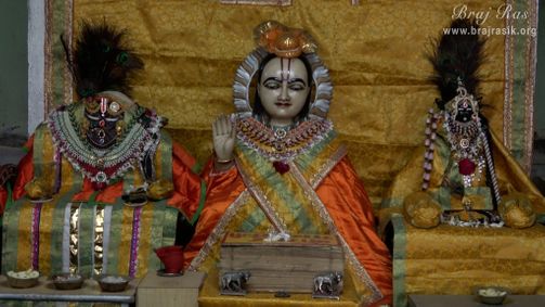 Darshan of Mahaprabhu Shri Vallabhacharya, Shrinathji and Shri Yamuna Ji inside Shri Vallabhcharya's Baithak at Shri Thakurani Ghat and Shri Govind Ghat in Gokul.