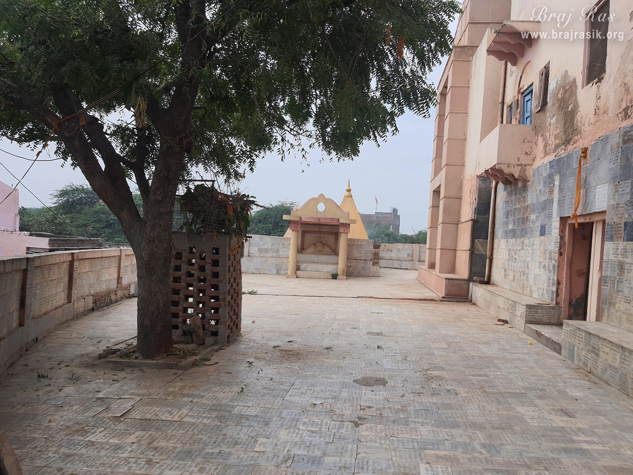 View of inside at Nand Bhavan or Chaurasi Khamba Temple in Gokul.