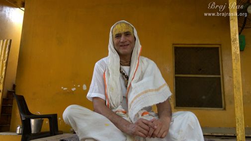 Darshan of Shri Sohni Sharan Ji of Radha Bavdi in Vrindavan.