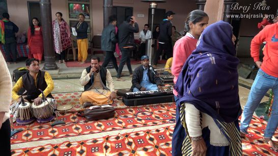 Kirtans are going on in Shrinathji Temple in Punchari, Govardhan.