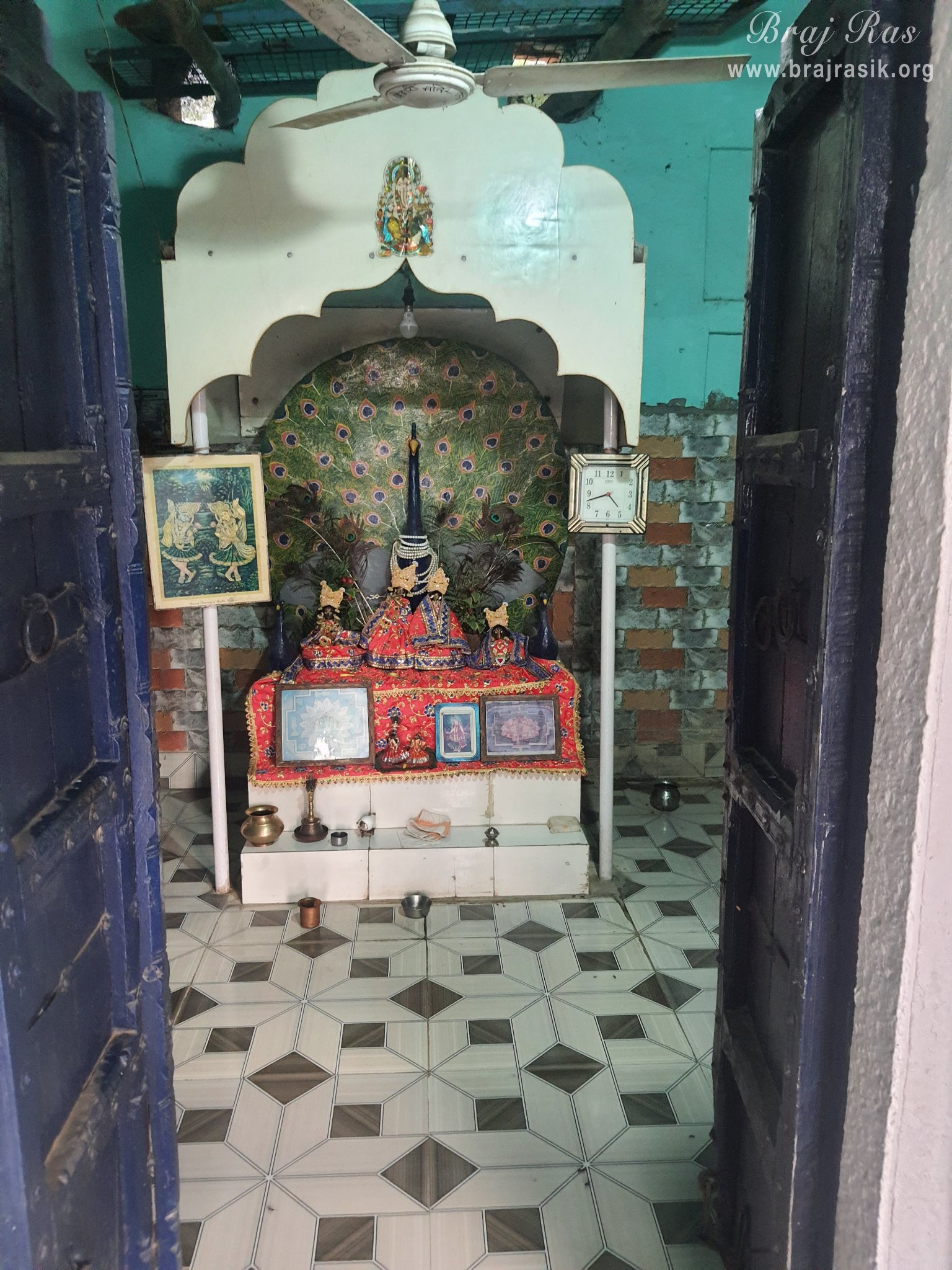 Distant darshan Of Shri Mor Bihari Biharini Ju in Shri Mor Bihari Temple, Nandgaon.