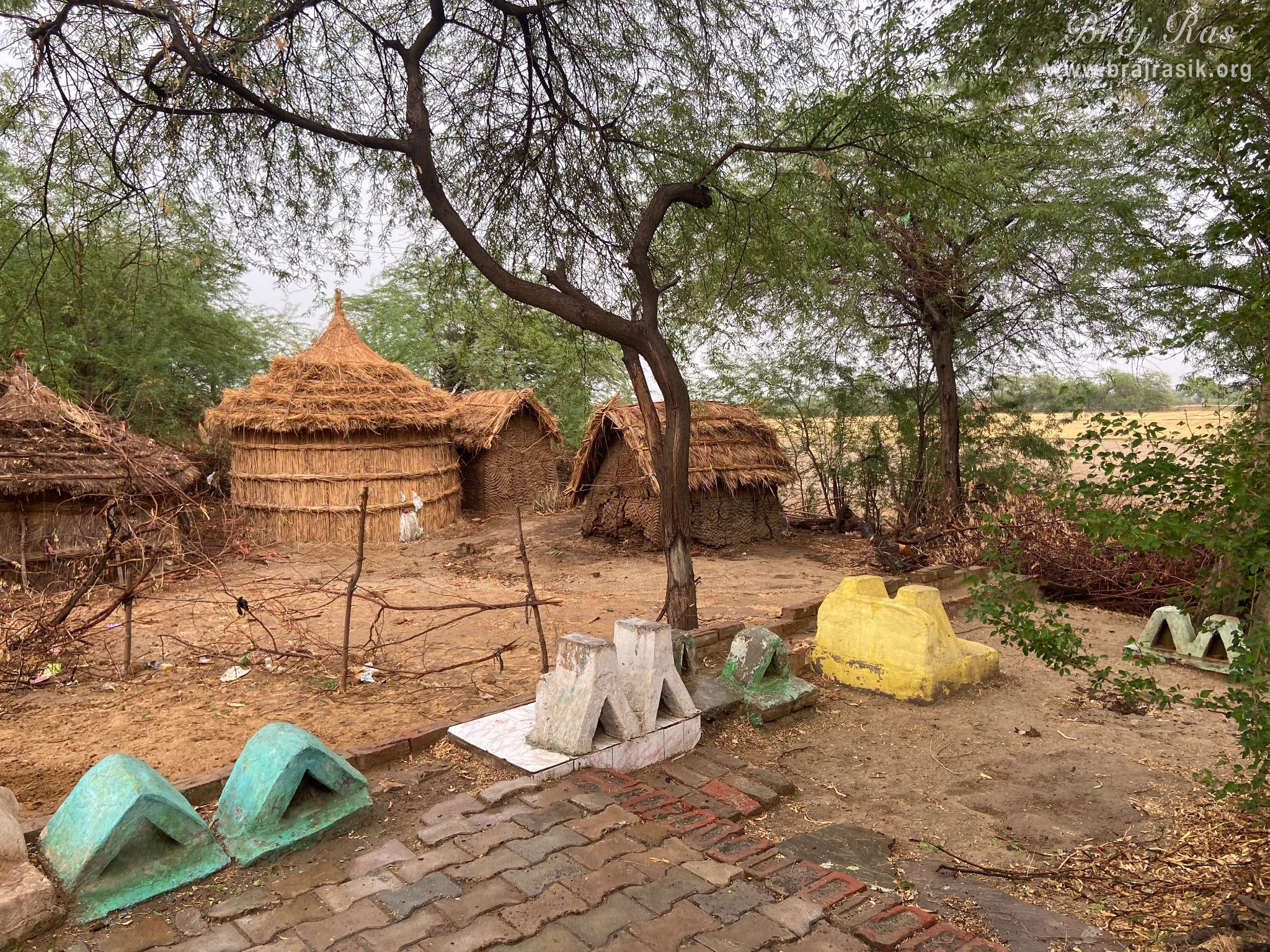 View of small huts near Shri Mor Bihari Temple, Nandgaon.