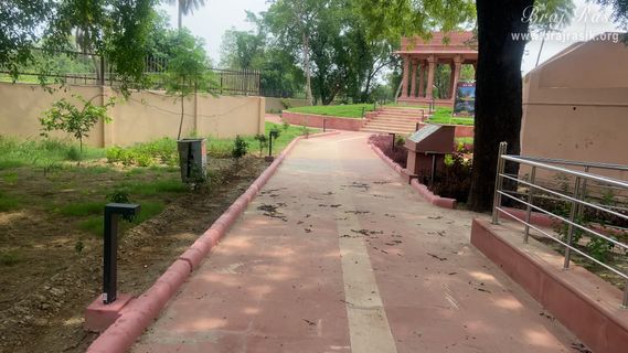 Beautiful path leading towards Samadhi Place of Taj Bibi in Gokul Mahavan.