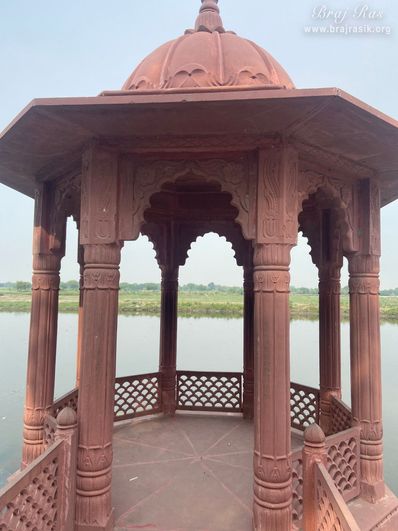 Closest view of a resting place at Brahmand Ghat in Gokul Mahavan.