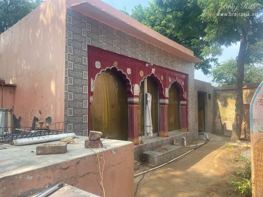 View of the temple of Shri Banbihari Ji situated near the samadhi place of Shri Govind Swami in Jatipura, Govardhan.