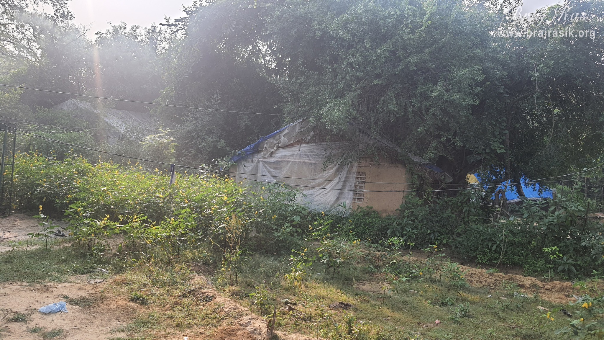 View of the huts of saints near the Vanshivat.