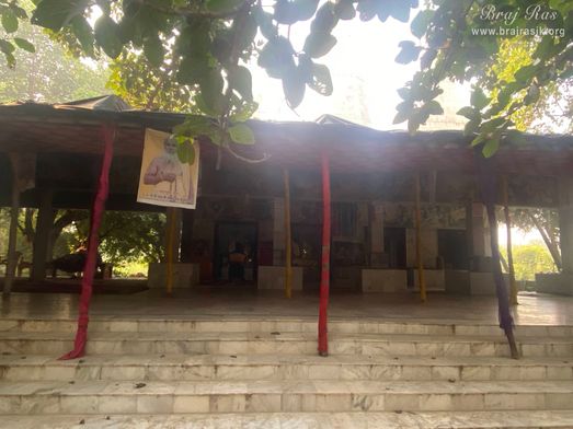 View of the temple of Shri Radha Krishn in Vanshivat.
