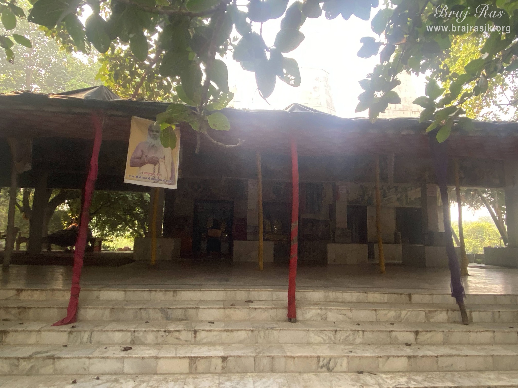 View of the temple of Shri Radha Krishn in Vanshivat.