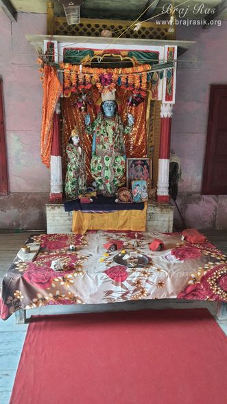 Darshan of Lord Narayan with Dhruv in Madhuvan - Braj.