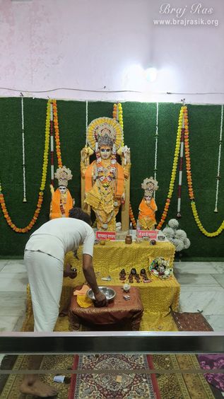 Darshan of Lord Narayan in the middle, Sage Narad in the right, and Dhruv in the left in Madhuvan - Braj.