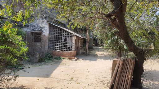 View of a cottage of a devotee inside Bhagwat Niwas, Vrindavan.