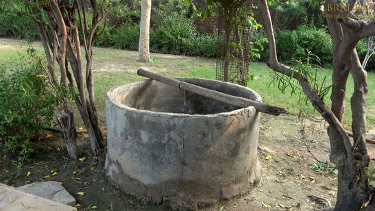 View of a well near Uddhava Kunda, Govardhan.
