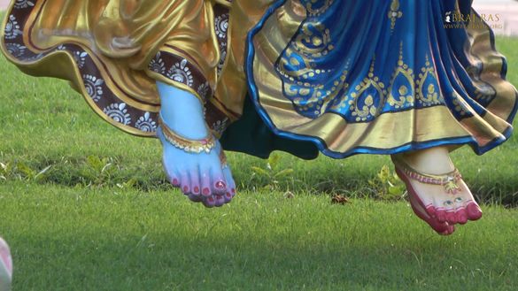 Lotus feet of Shri Radha Krishna at Rangeeli Mahal, Barsana.