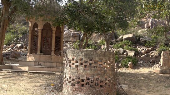 Beautiful surroundings at Shrinathji Prakatya Sthal, Govardhan.