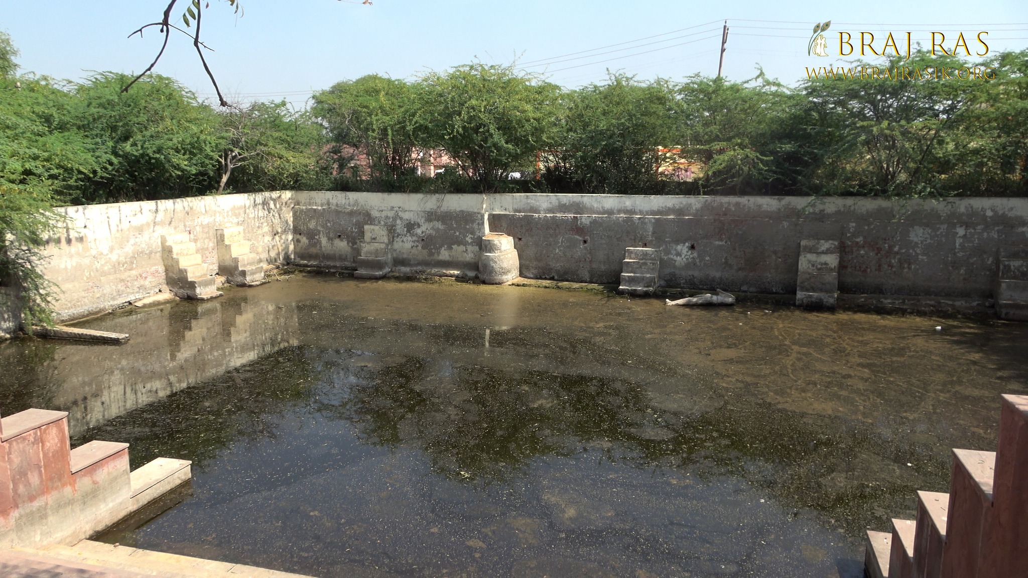 Beautiful darshan of Kilol Kund, Govardhan.