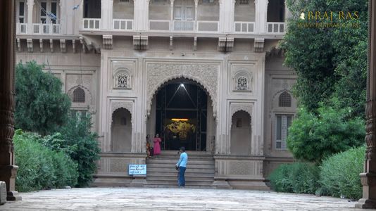 Darshan of the central sanctum of Jaipur Temple, Vrindavan.