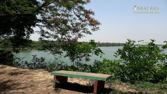 A bench near Keetham Lake at Soor Kuti, Runkata.