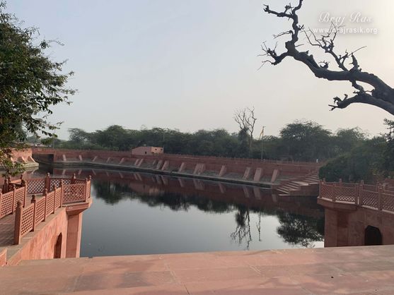 Gulal Kund, Govardhan