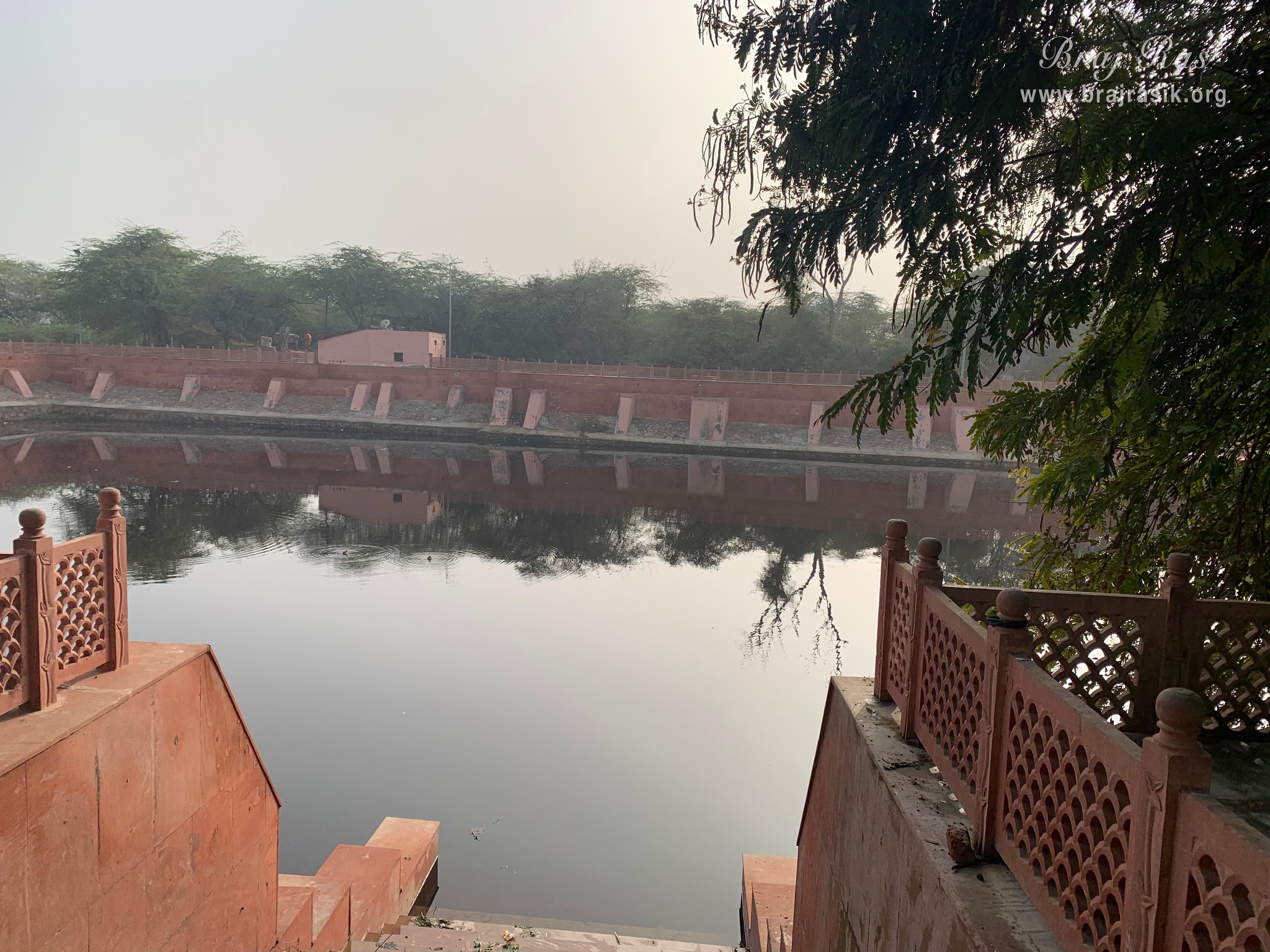 A calm view of Gulal Kund in Gantholi, Govardhan.