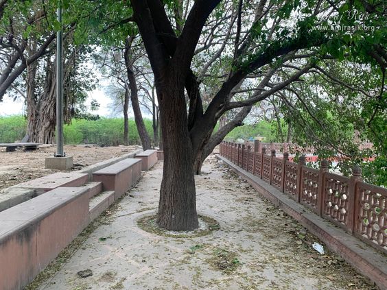 Beautiful sight of the parikrama path of Garud Govind Kund beside Garud Govind Temple near Vrindavan.