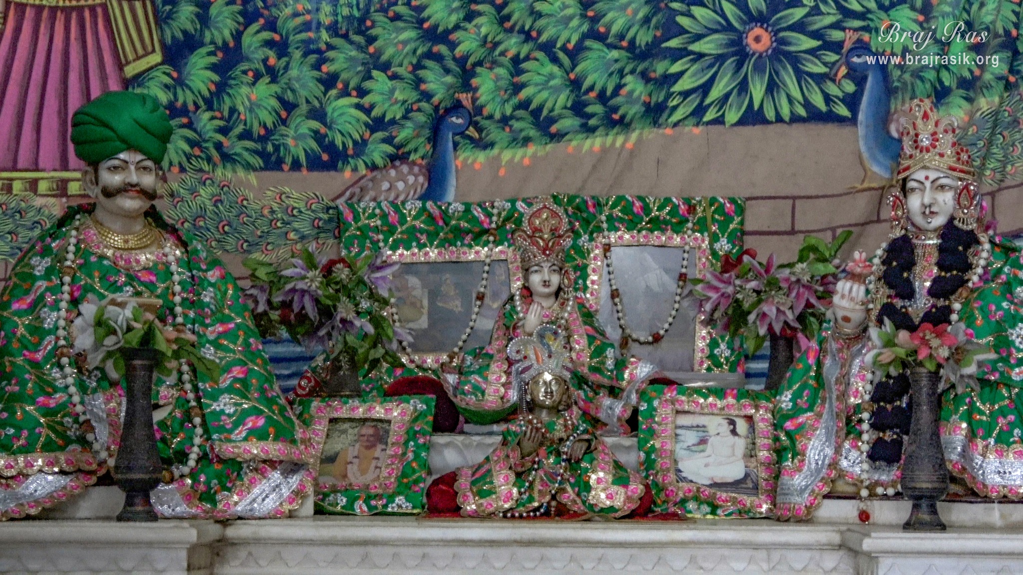 Darshan of baby Harivansh along with father Shri Vyas Mishra and mother Tararani at the birthplace of Shri Hita Harivansh Mahaprabhu in Baad Gram, Mathura.