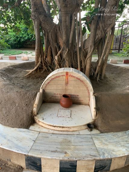 A nice darshan of the birthplace of Shri Hita Harivansh Mahaprabhu in Baad Gram, Mathura.