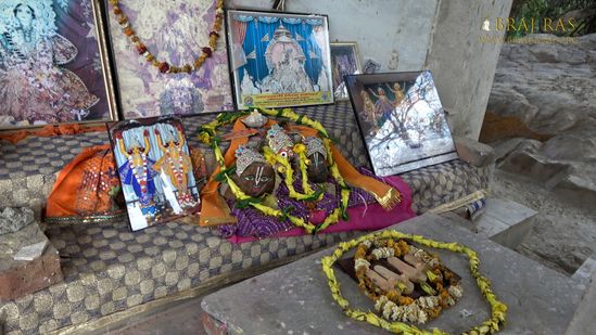 Charan Pahadi, Nandgaon