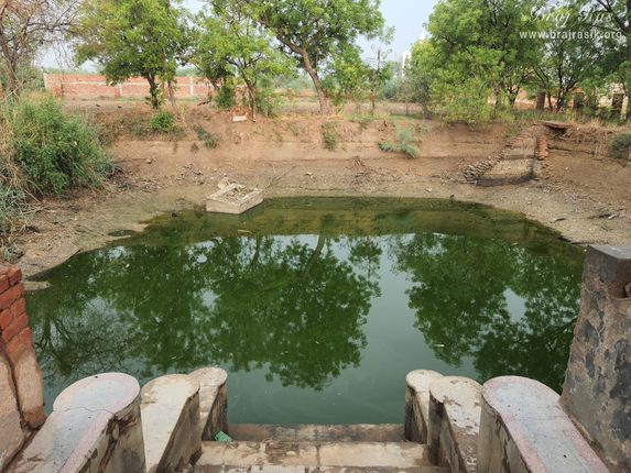 नन्द बैठक एवं नन्द कुंड - नन्दगाँव
