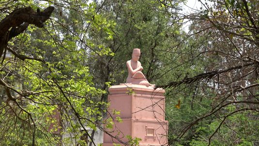 Soor Kuti, Runkata